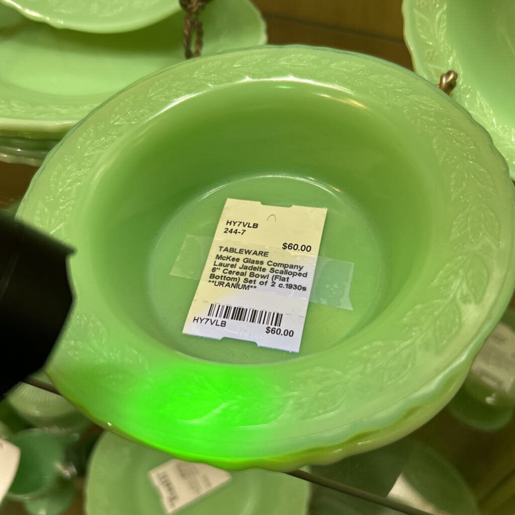 McKee Glass Company Laurel Jadeite Scalloped 6" Cereal Bowl (Flat Bottom) Set of 2 c.1930s **URANIUM**