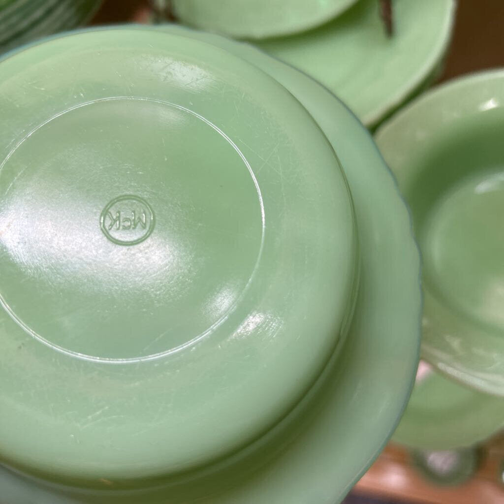 McKee Glass Company Laurel Jadeite Scalloped 6" Cereal Bowl (Flat Bottom) Set of 2 c.1930s **URANIUM**