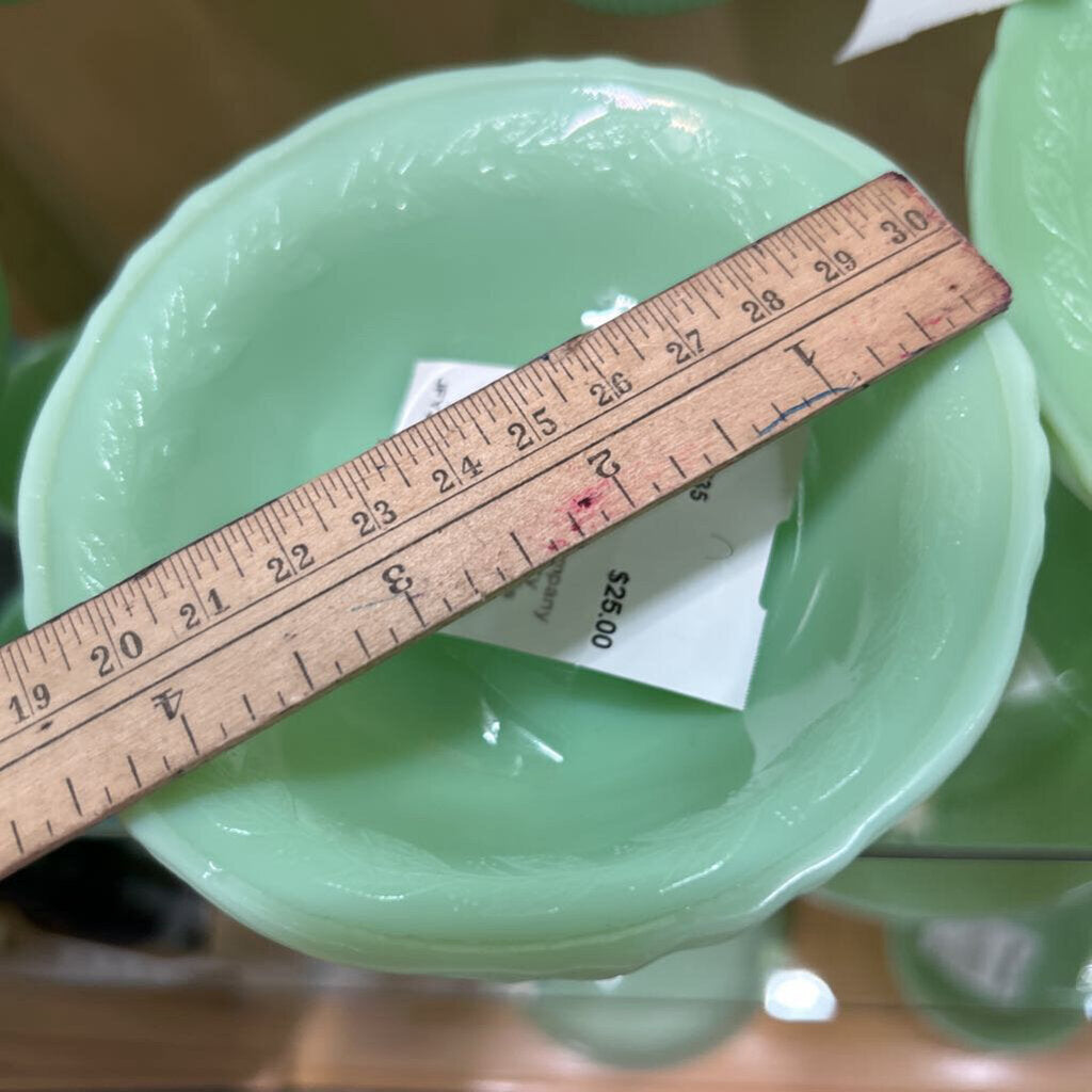 McKee Glass Company Laurel Jadeite Berry Bowl (Single) c.1930s **URANIUM**