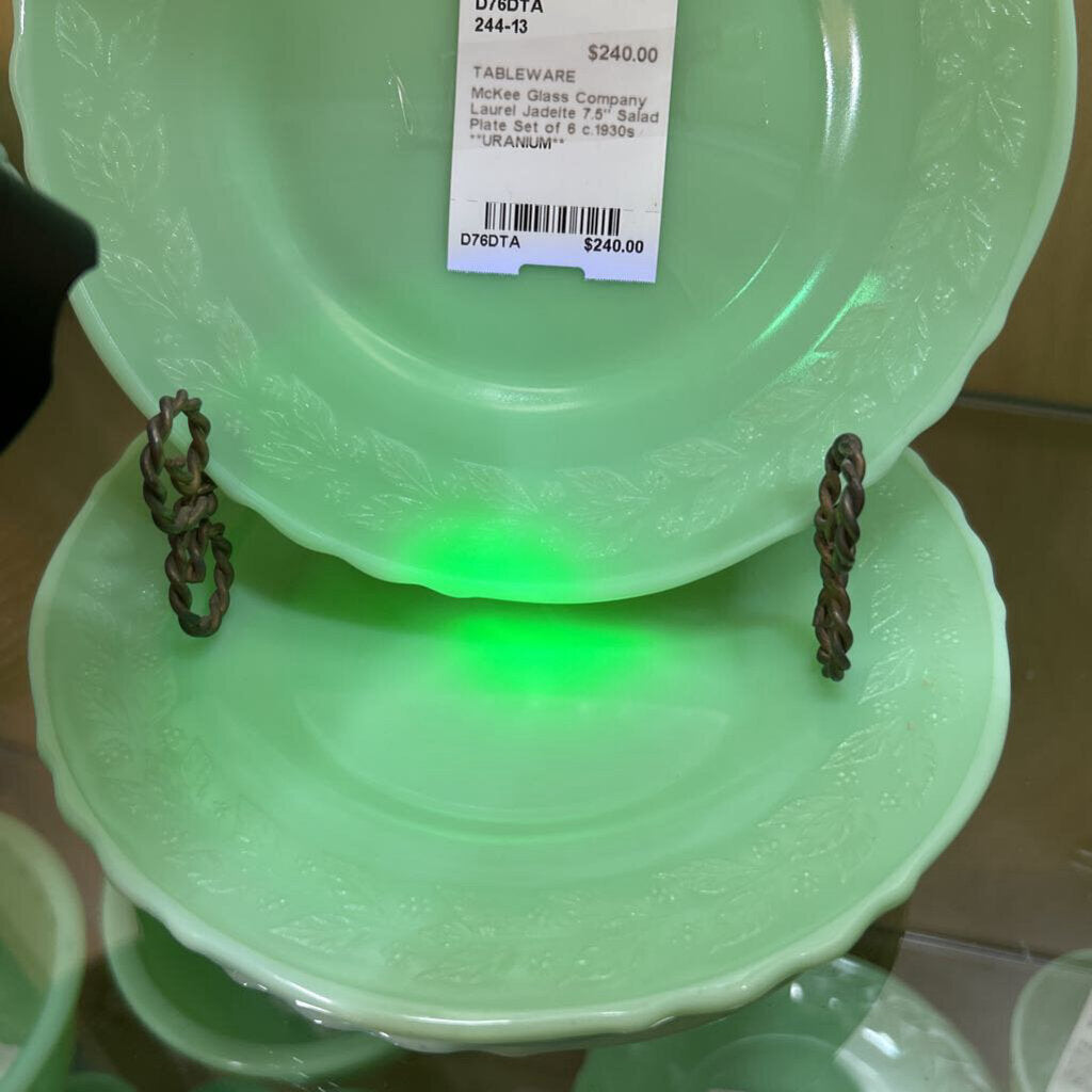 McKee Glass Company Laurel Jadeite 7.5" Salad Plate Set of 6 c.1930s **URANIUM**