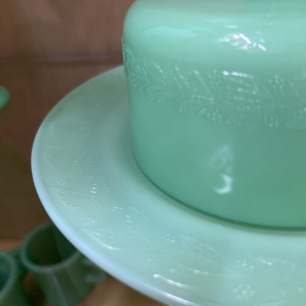 McKee Glass Company Laurel Jadeite Cheese Dome & Plate c.1930s **URANIUM**