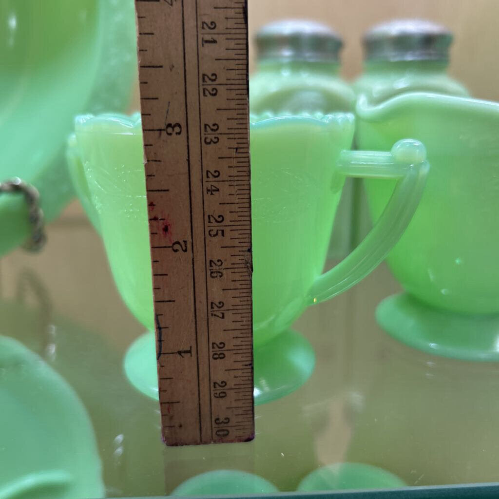 McKee Glass Company Laurel Jadeite Cream & Sugar 3.5" Tall c.1930s **URANIUM**