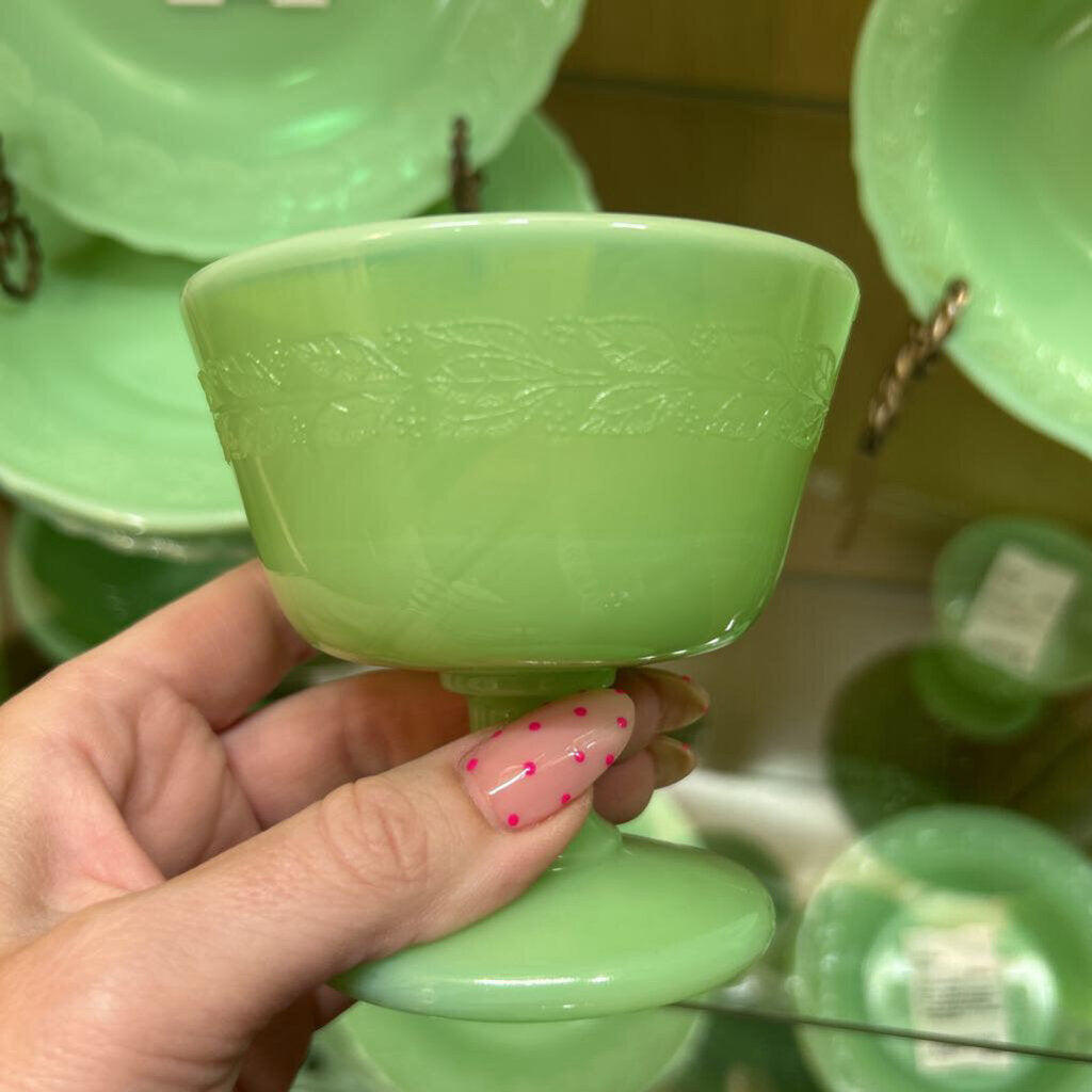 McKee Glass Company Laurel Jadeite Tall Footed Sherbet Cup (Single) c.1930s **URANIUM**