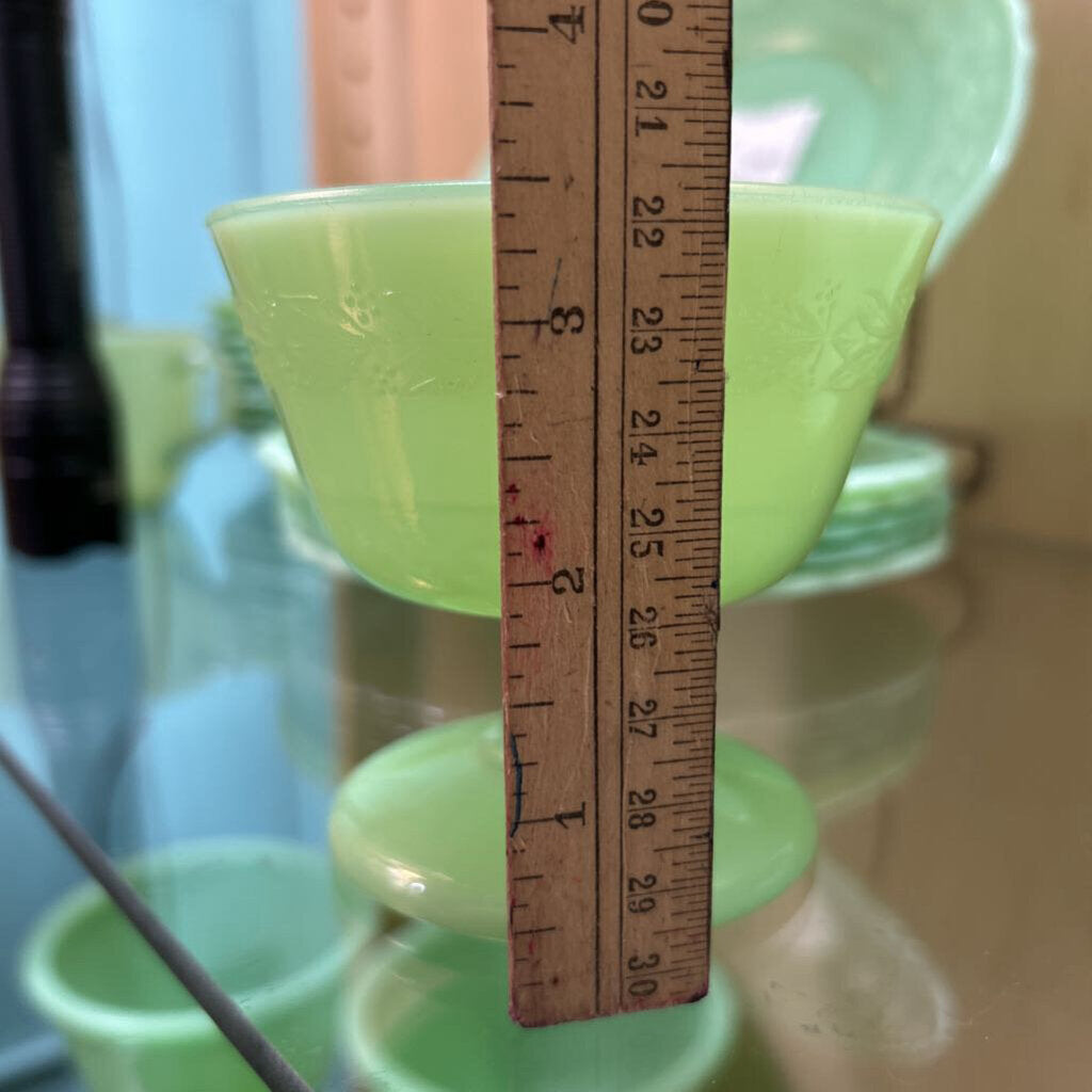 McKee Glass Company Laurel Jadeite Tall Footed Sherbet Cup (Single) c.1930s **URANIUM**