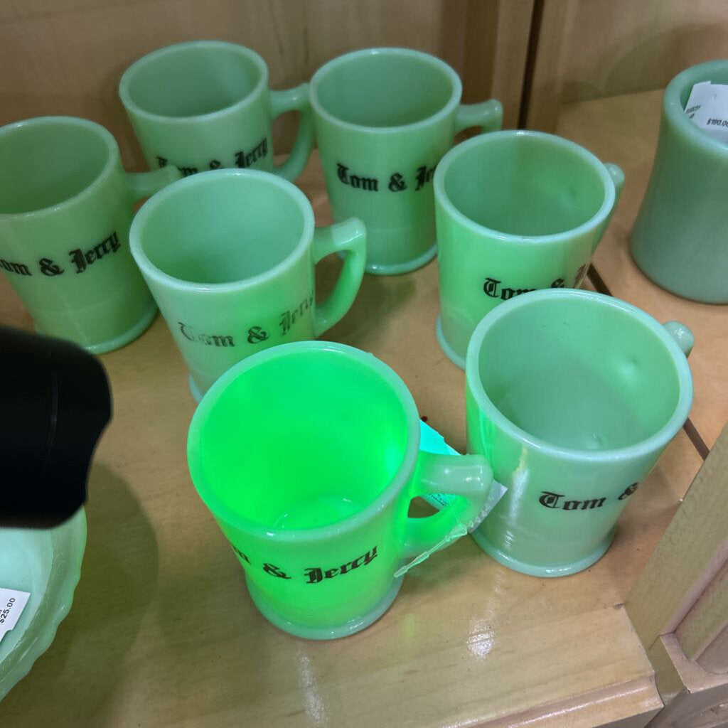 McKee Jadeite *URANIUM* x7 'Tom & Jerry' Cups/Mugs. (as is) c.1930s.