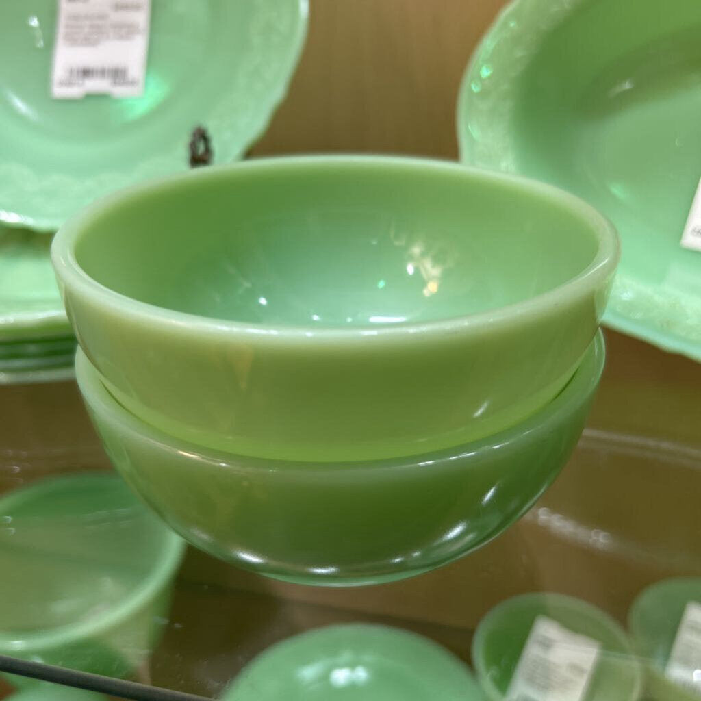 Oven Fire King Ware 5” Jadeite Bowl, Set 2. 1960-69