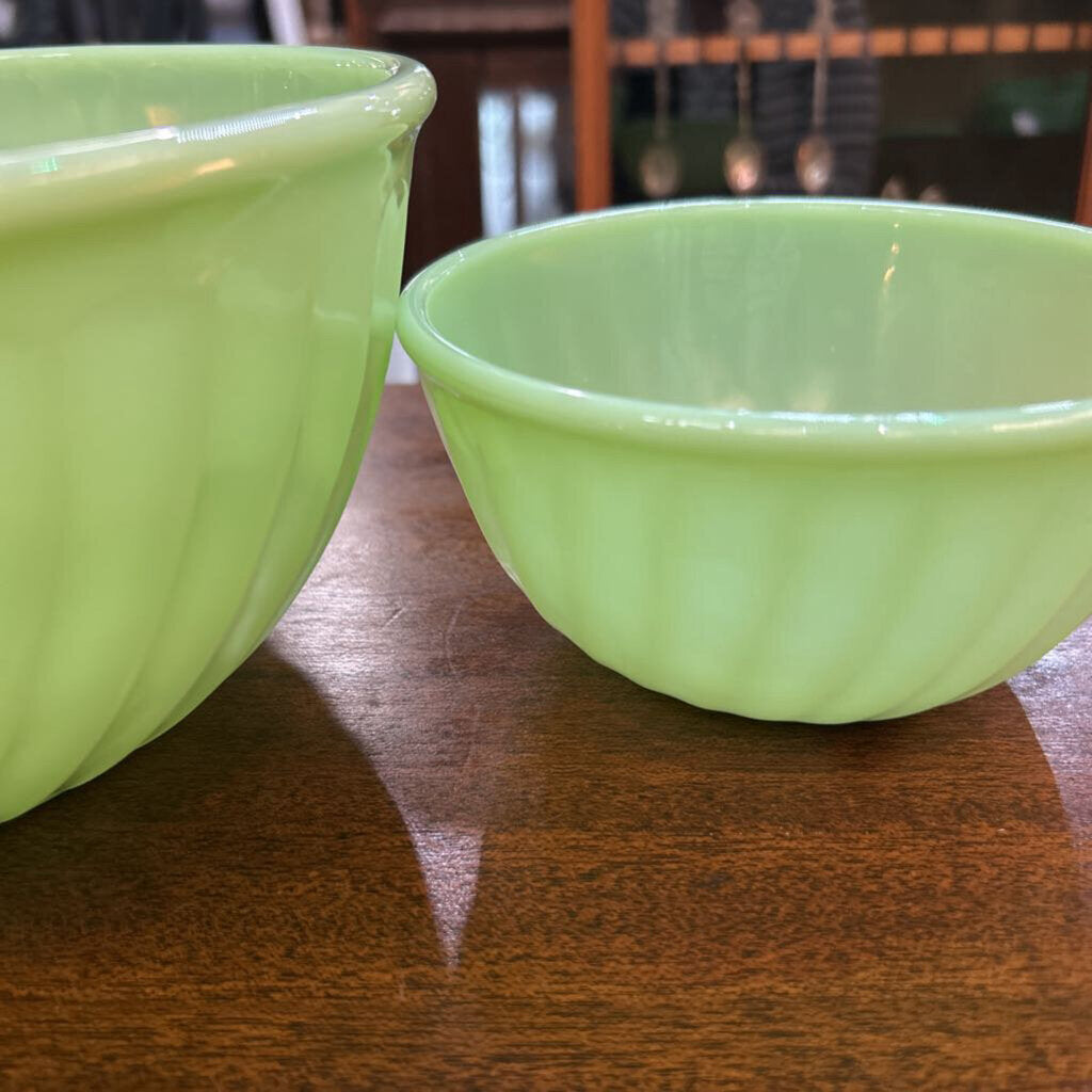 Fire-king Jadeite Swirl 4 PC Nesting/Mixing Bowls 6/7/8/9 Inches, 1951-60.