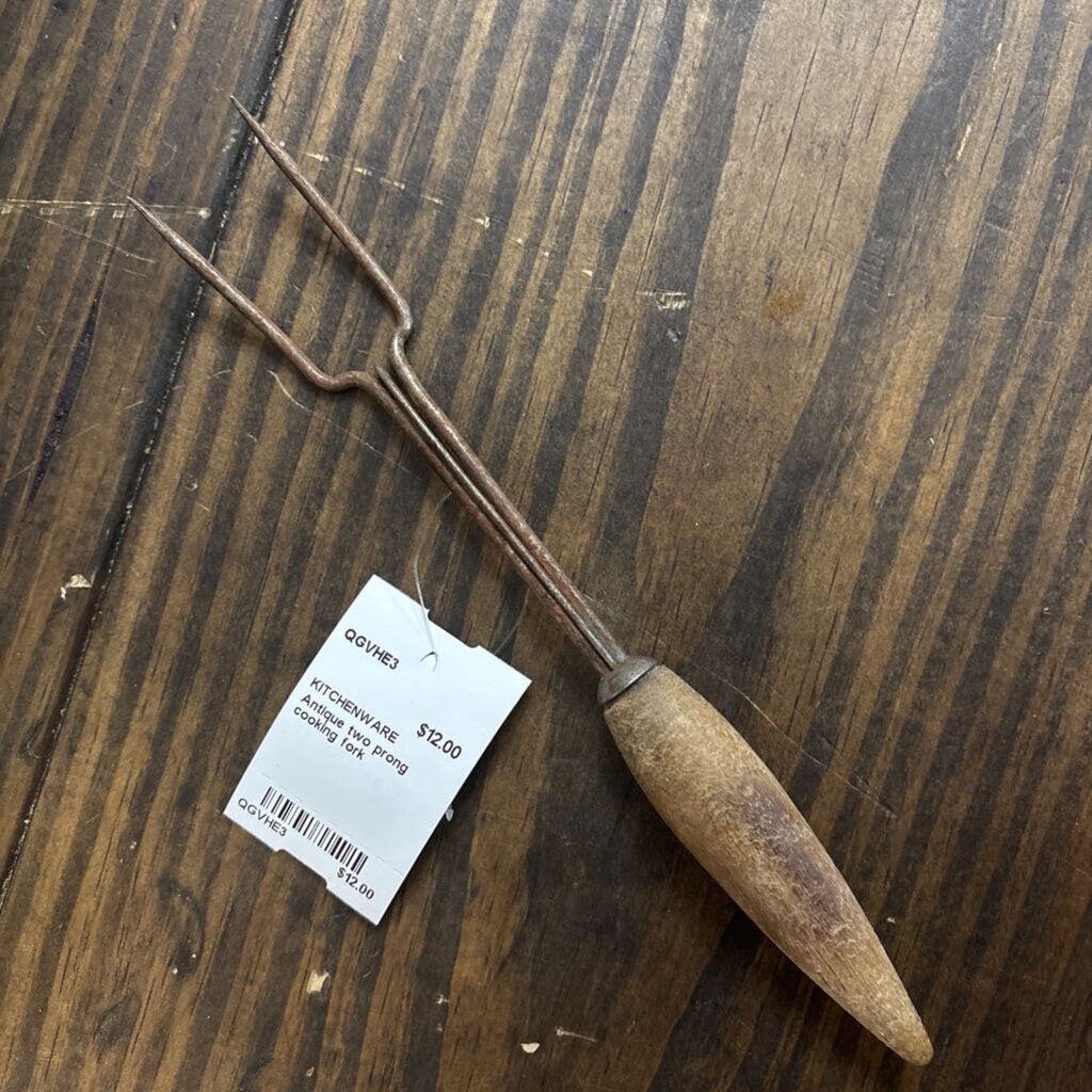 Antique two prong cooking fork
