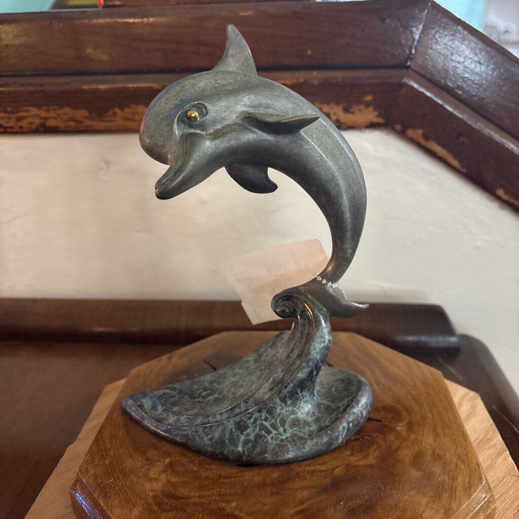 "Graceful Dolphin" limited edition Bronze sculpture from Icarus Art, circa 1994. Edition size 215/1200