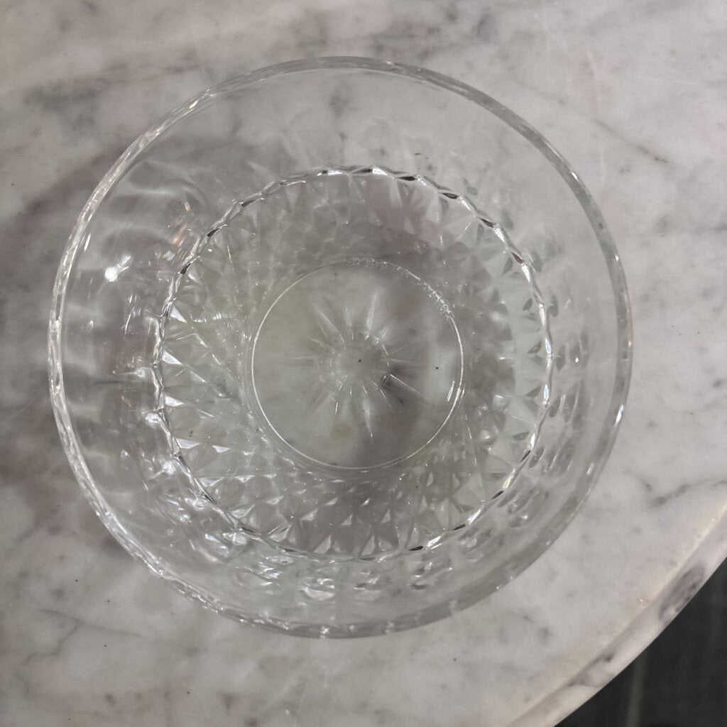 Arcoroc France Diamant Starburst Pressed Glass Berry/Salad Bowl Set.