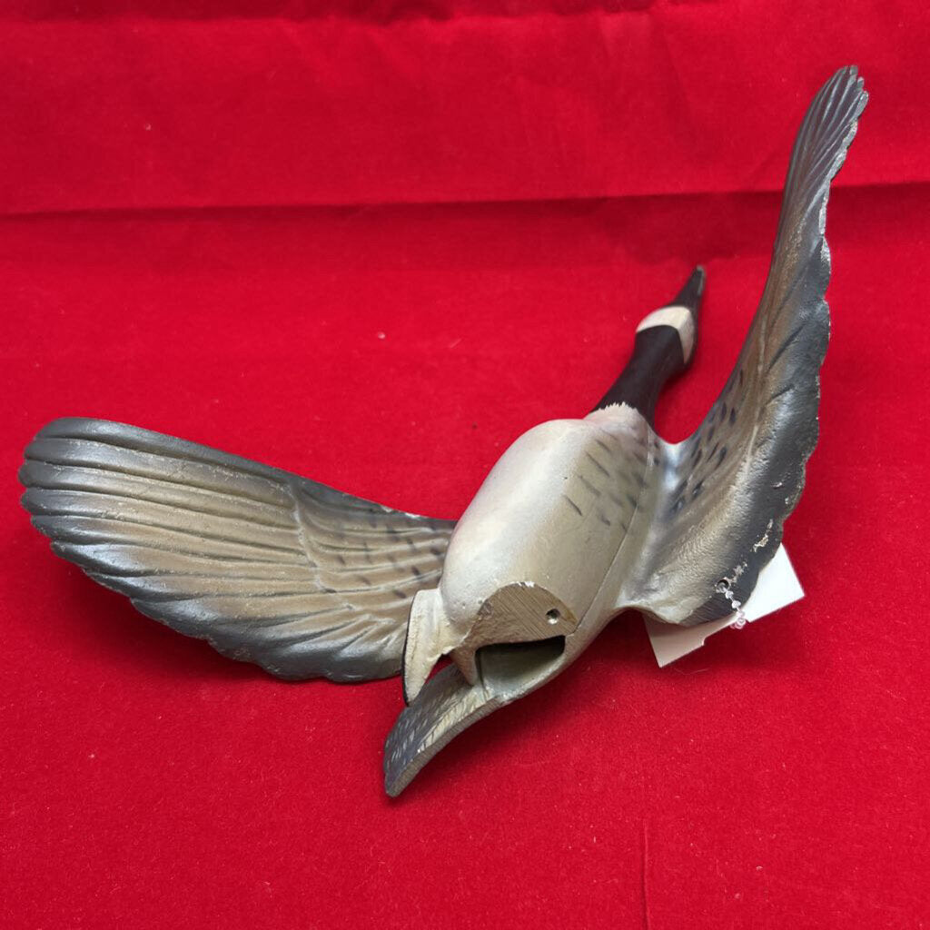 Canada Goose Flying Ceramic Decoy/home decor (as is)