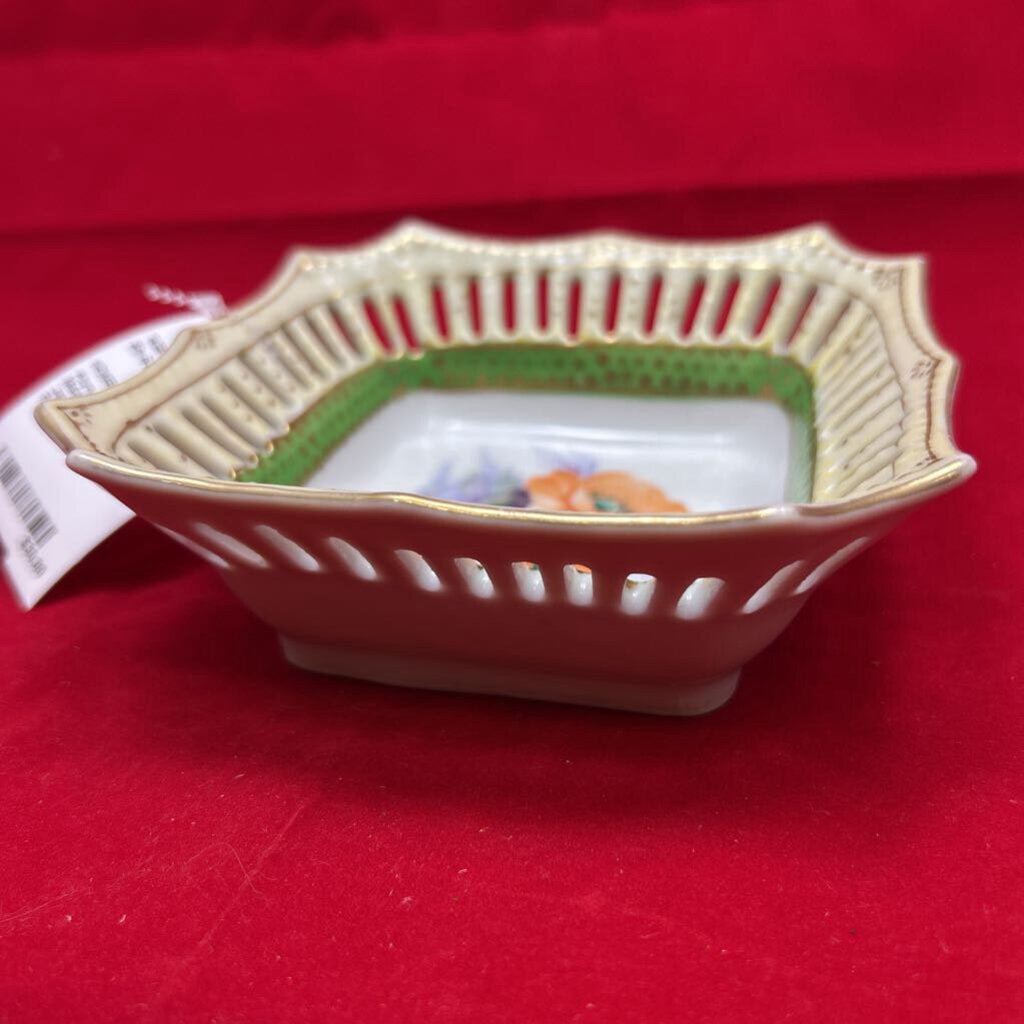 Aiyo China, Trinket Dish, Made in Occupied Japan. Orange/Purple Floral.