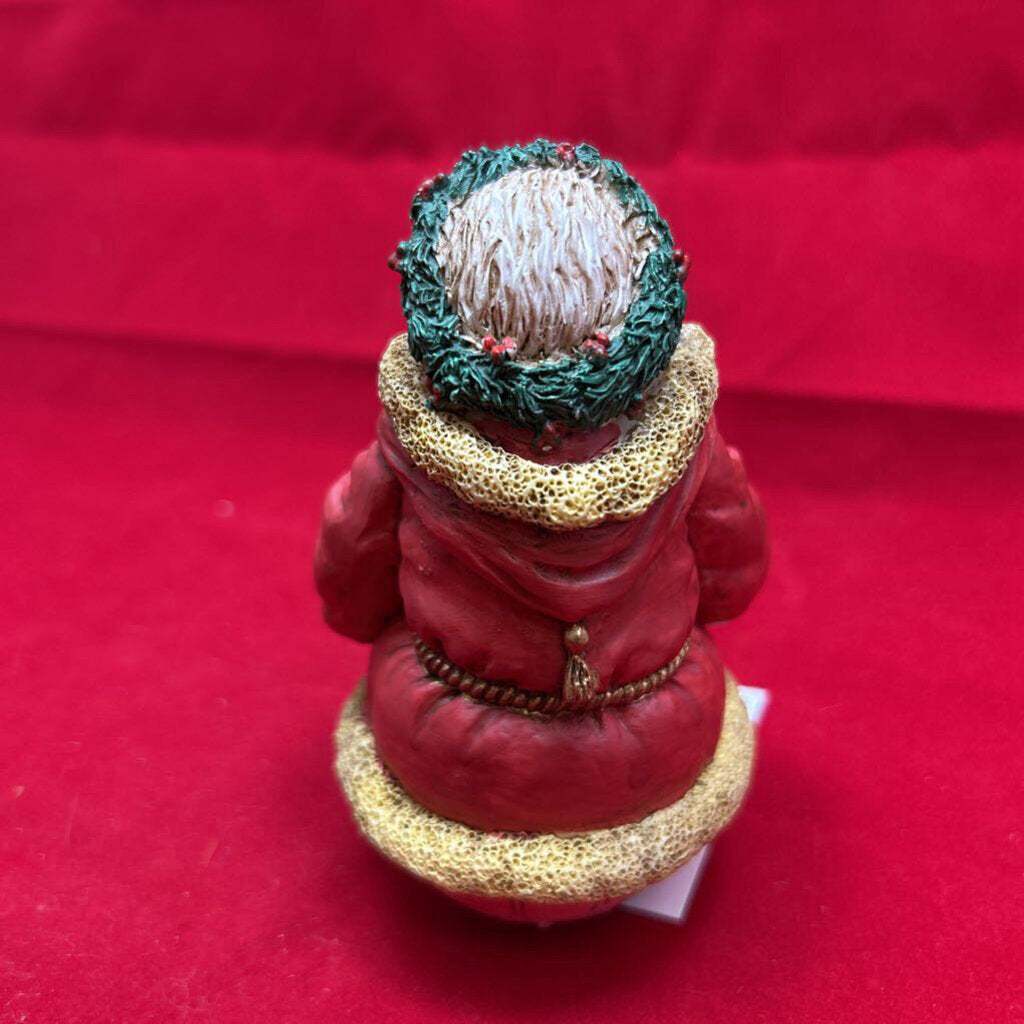 Traditional Christmas Midwest of Cannon Falls Santa Figurines 1990s