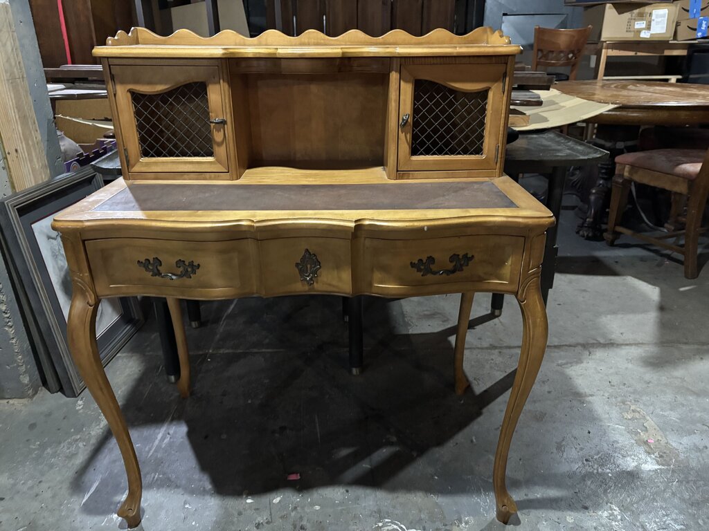 Vintage Hammary French Provincial Louis XV Style Writing Desk
