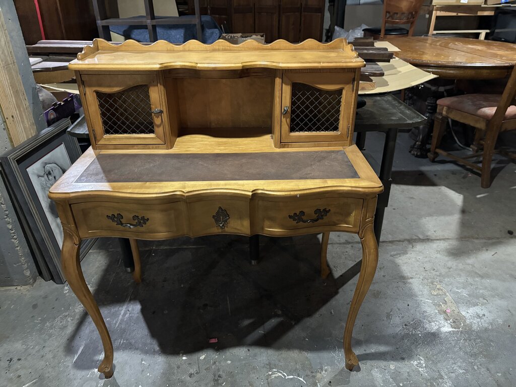 Vintage Hammary French Provincial Louis XV Style Writing Desk