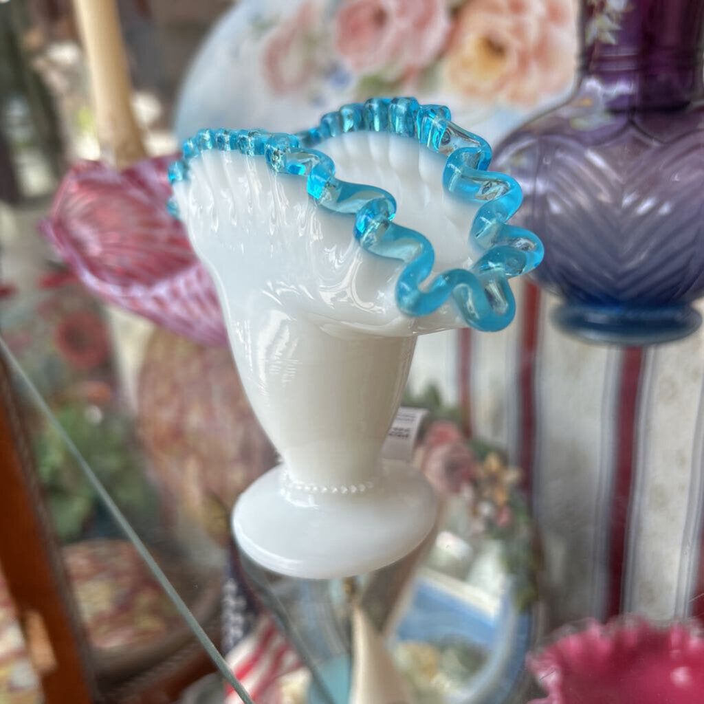 Fenton Small Fan Vase, White Milk Glass "blue ruffle edge".