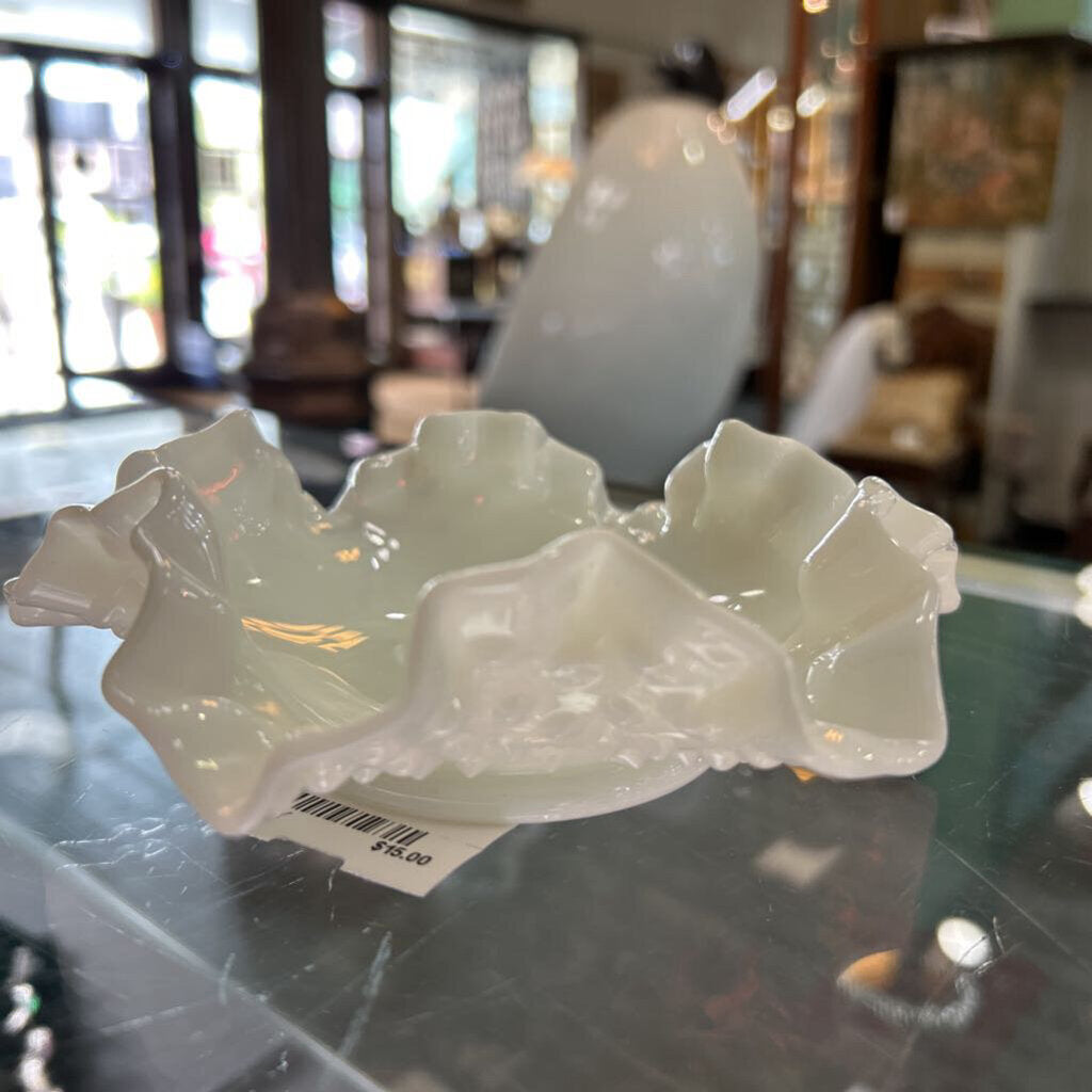 Vtg Fenton Ruffle Edge Hobnail White Milk Glass Bowl/Candy Dish.