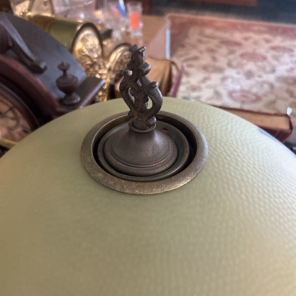 Reverse Painted Textured Glass Table lamp (1915-1935) Pull Chain.