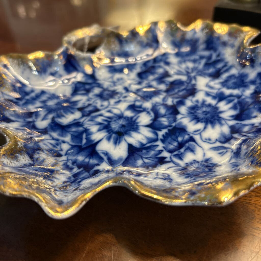 Antique Warwick China Co Flow blue floral serving trinket dish with Irregular scallop edge, Gold rim. (1887-1951)