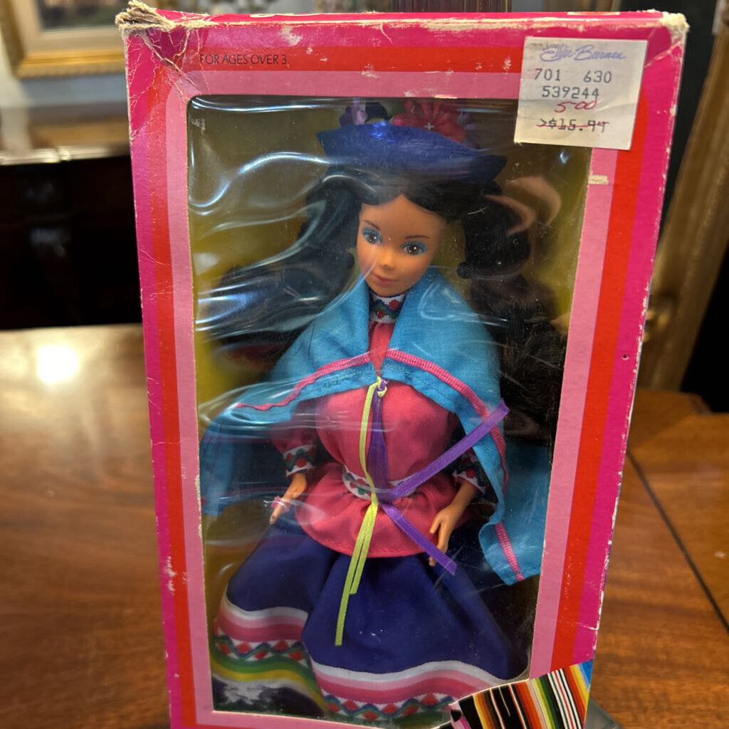 Peruvian Barbie, Mattel 1985 #2995 Original Box (sealed)
