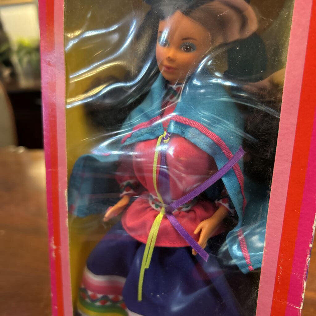 Peruvian Barbie, Mattel 1985 #2995 Original Box (sealed)