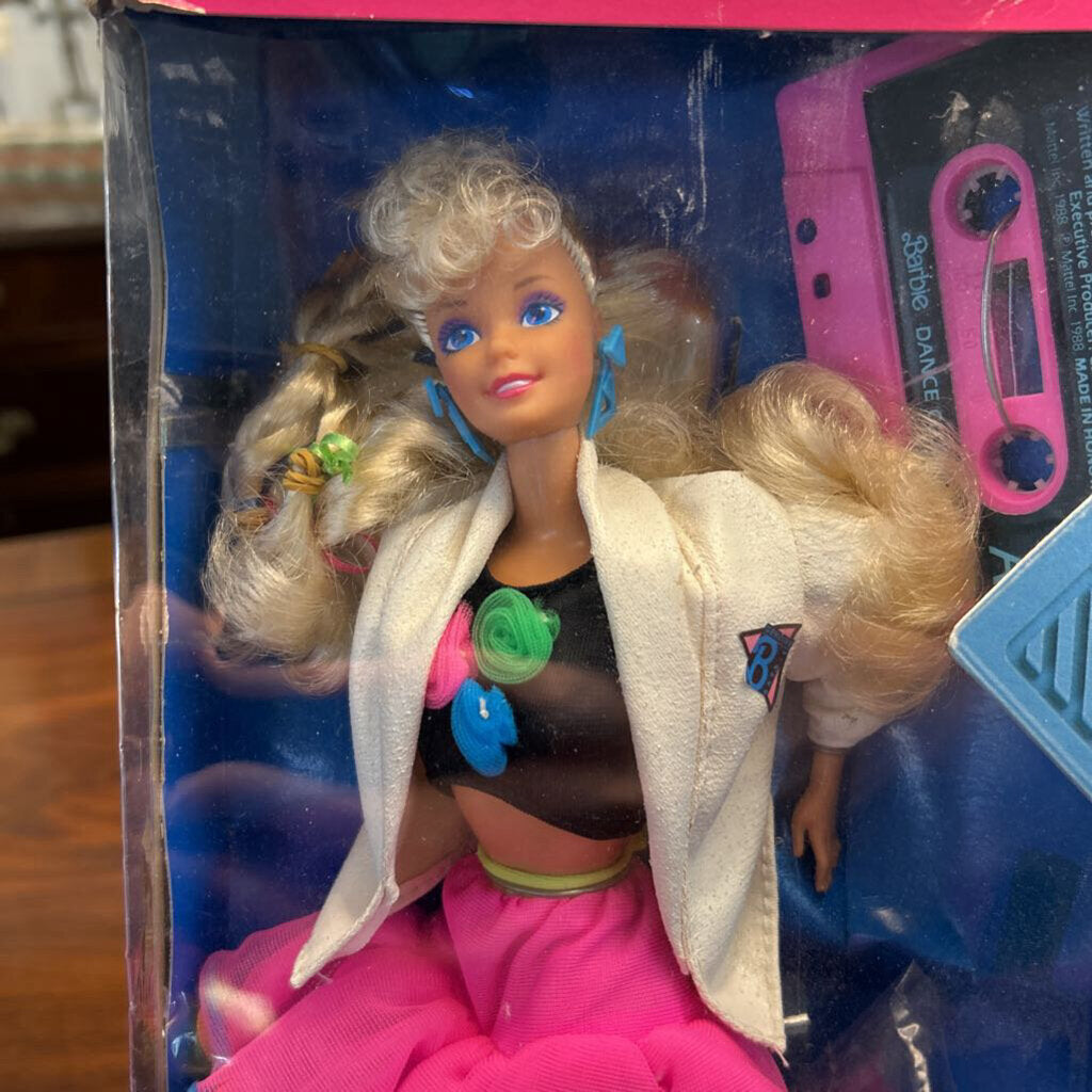 1989 Mattel Barbie Dance Club/Tape Cassette #4917 Original Box (sealed)