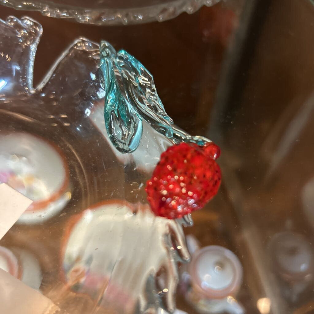 Murano glass berry dishes, set of 4; circa 1950-60