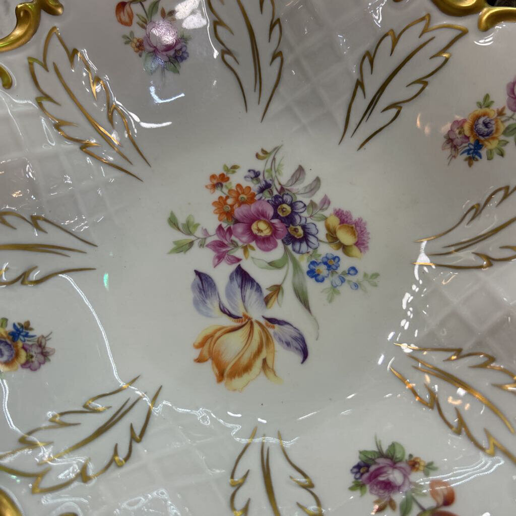 Reichenbach Porcelain reticulated center bowl; Thuringia ,Germany. Circa 1949-1990. Made in the former GDR- East Germany.