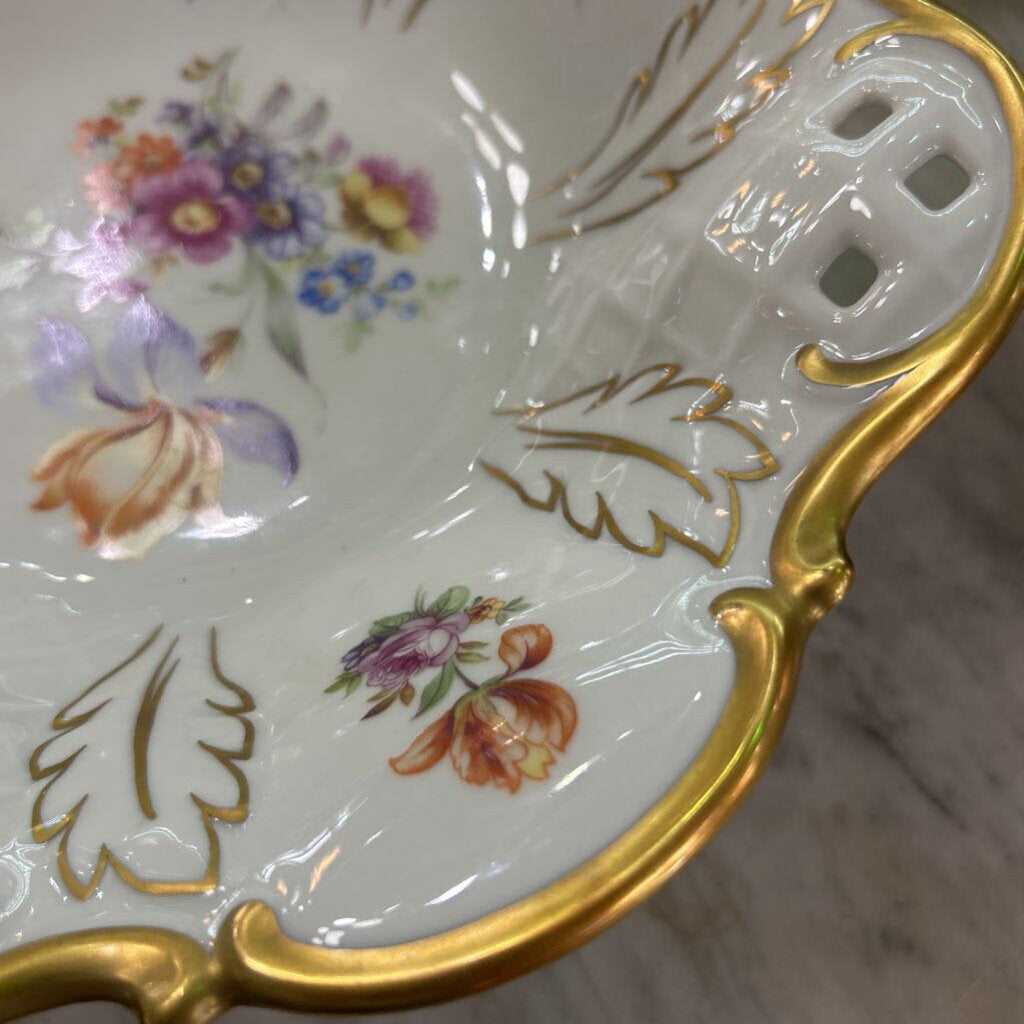 Reichenbach Porcelain reticulated center bowl; Thuringia ,Germany. Circa 1949-1990. Made in the former GDR- East Germany.
