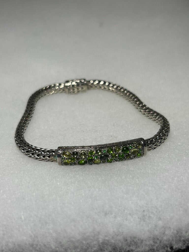 John Hardy, 925 Sterling Silver, Classic chain Bracelet, Peridot and chrome diopside gemstone.