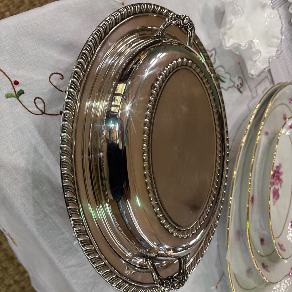 WM Rogers silver plate serving dish and cover
