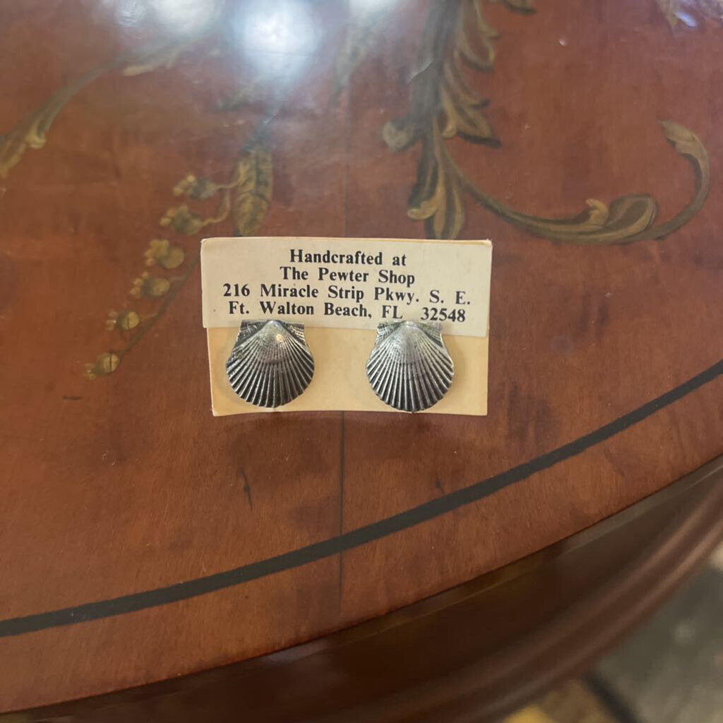 1970s Handcrafted Pewter Scallop Screwback Earrings
