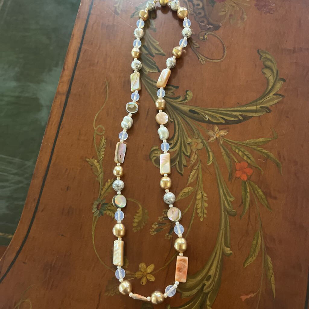 Natural Shell/abalone 22" necklace c.1970s