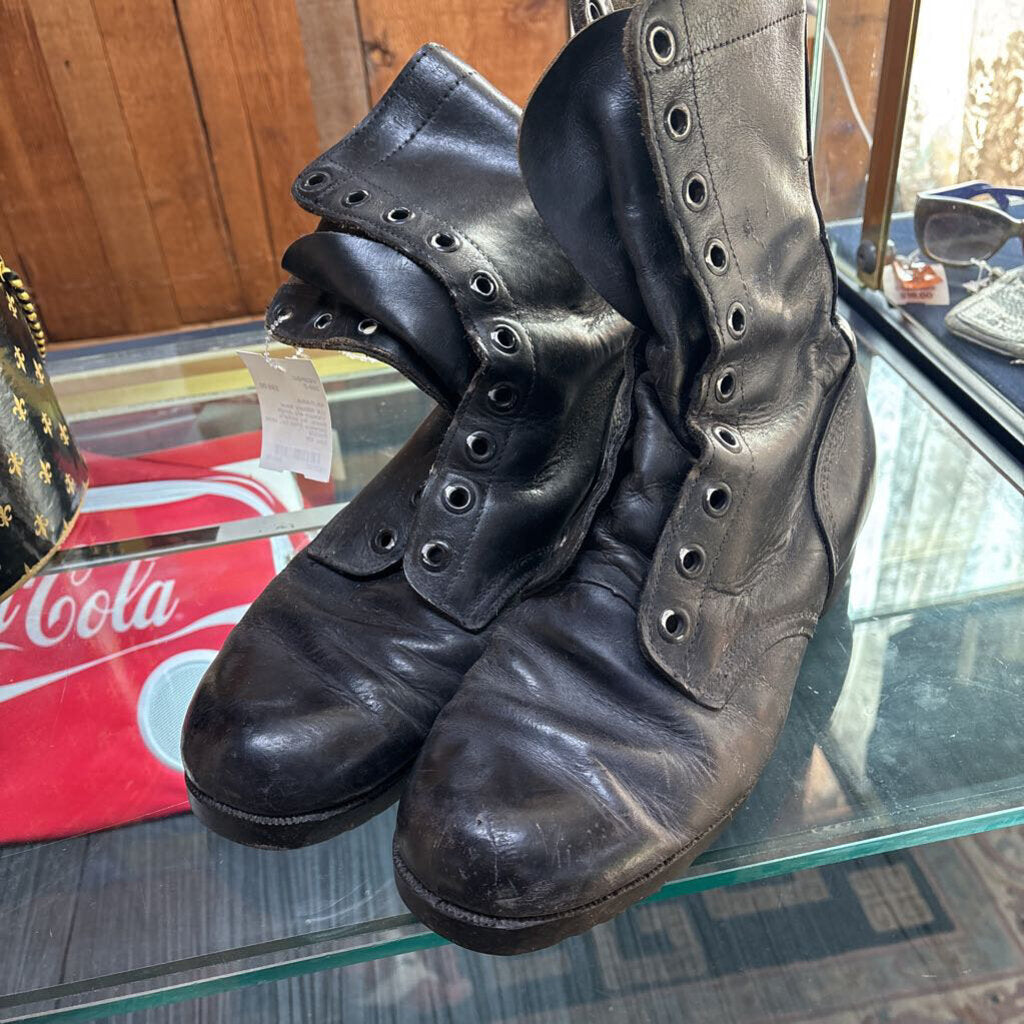 U.S. Military issue Vietnam era Jungle Boots, 3rd pattern; Genesco Shoe Co.; circa 1967-69