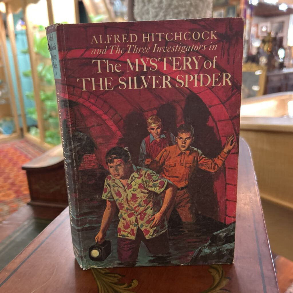 Alfred Hitchcock, Mystery Series-The Mystery of the Silver Spider