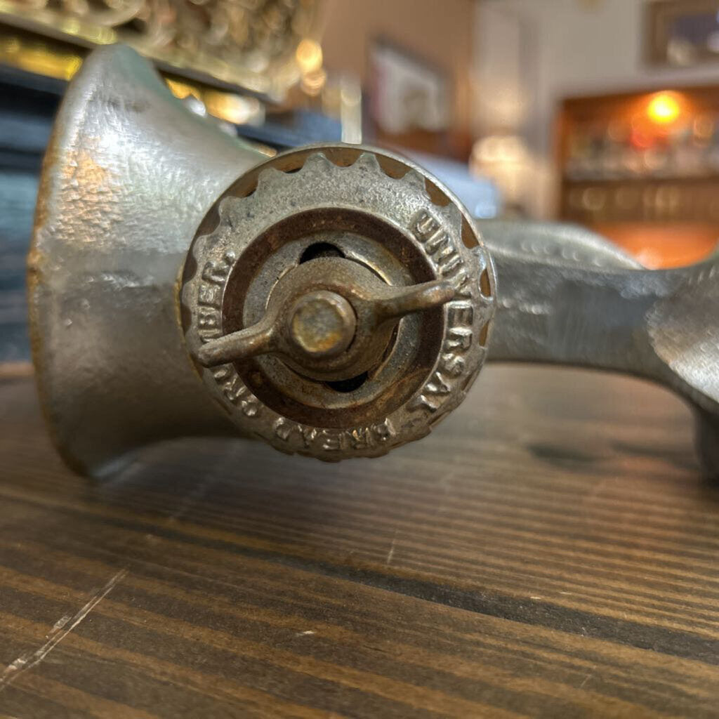 Universal No.2 Food Grinder *Bread Crumber attachment* Cast iron Hand Crank, Landers, Frary & Clark, New Britain, Connecticut.