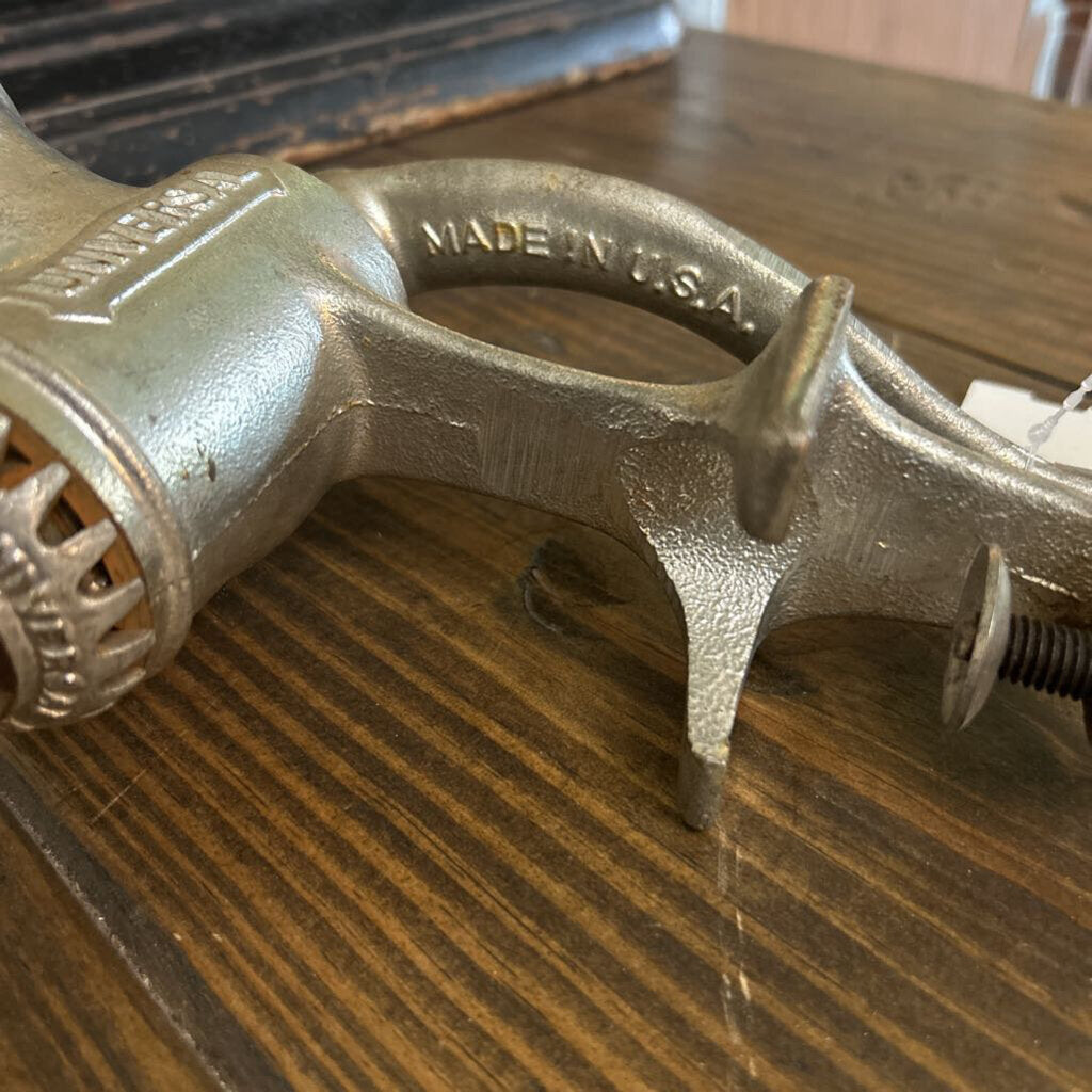 Universal No.2 Food Grinder *Bread Crumber attachment* Cast iron Hand Crank, Landers, Frary & Clark, New Britain, Connecticut.