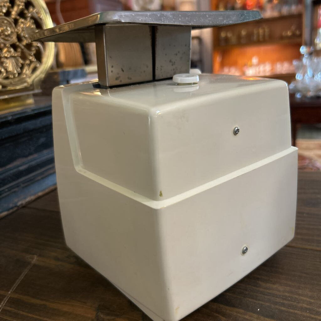 Hanson Model 2000 Utility Scale, Hanson Scale Company, Mississippi. c.1950s (as is)