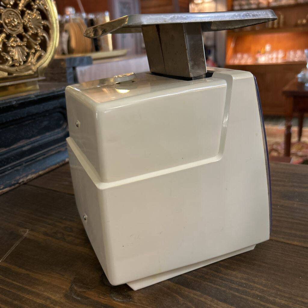 Hanson Model 2000 Utility Scale, Hanson Scale Company, Mississippi. c.1950s (as is)