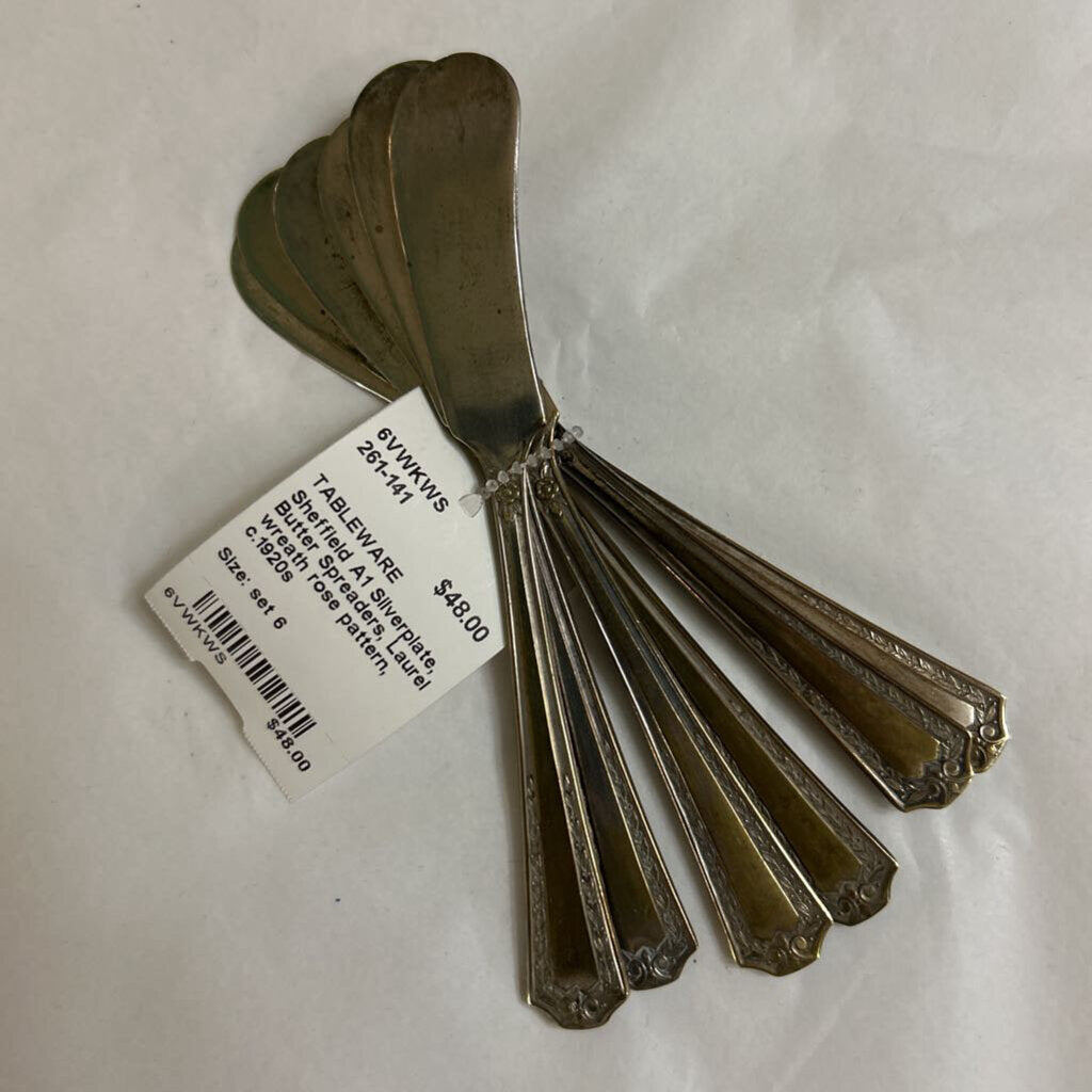 Sheffield A1 Silverplate, Butter Spreaders, Laurel wreath rose pattern, c.1920s
