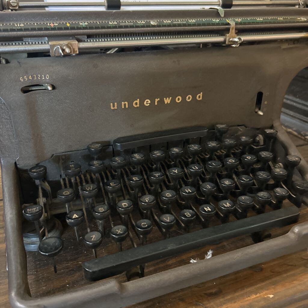 Underwood "Rhythm Touch" Standard Desktop Typewriter, c.1940-1950s. *Works*