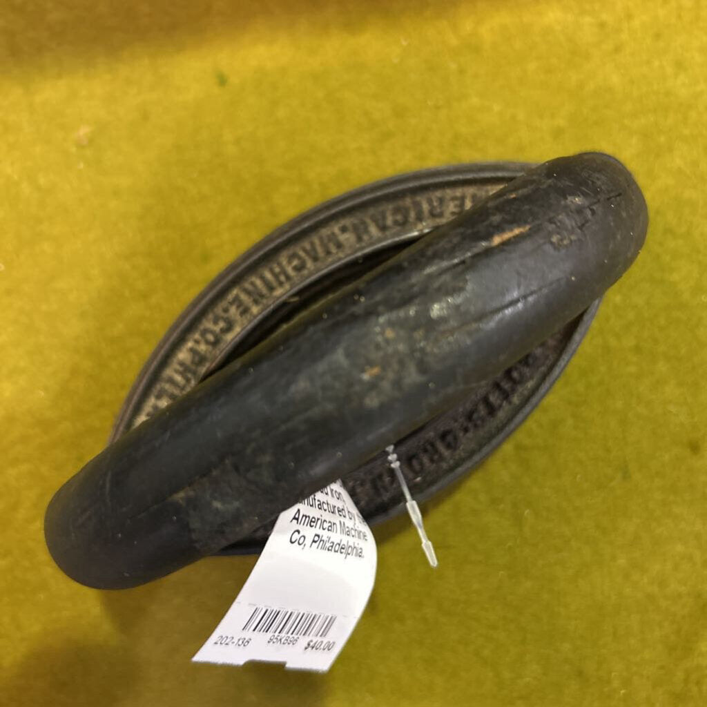 Mrs.Potts Crown Sad Iron, Manufactured by the American Machine Co, Philadelphia. c.1870s-1900s.