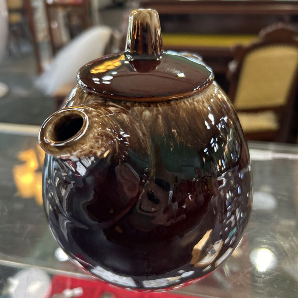 Hull Pottery Brown Drip Glaze Teapot and Lid. c.1960s.