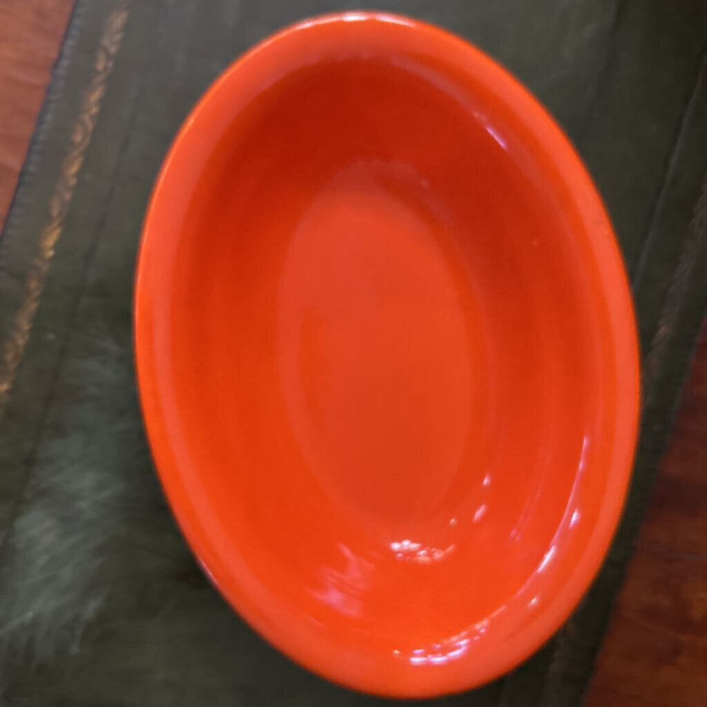 Fiesta Tangerine Orange Oval Vegetable Baker Bowl 10'' Ceramic Serving Dish. Post-1986.