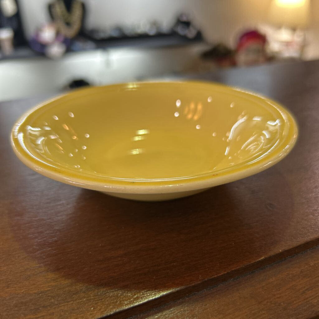 Edwin M, Knowls China Company, c.1940s, Ceramic Rimmed Bowls.