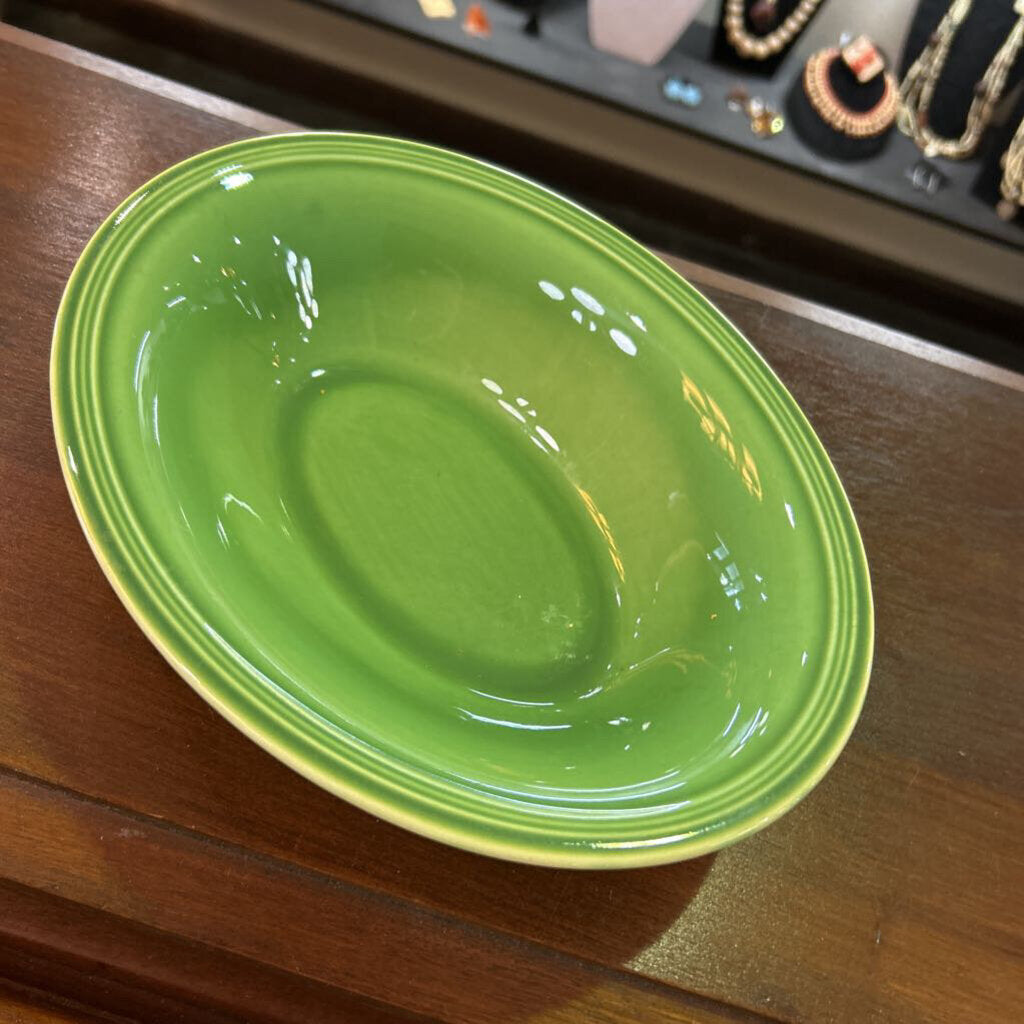 Edwin M. Knowls China Company, Oval Serving Dish "Yorktown Green"