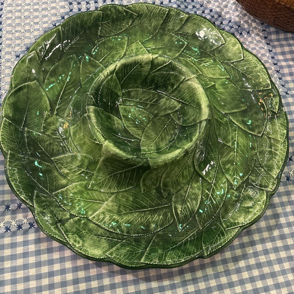 Vintage Vietri Foglia Ceramiche Leonardo Green Majolica Leaf Pattern Chip-n-Dip Bowl; 14" ; Made in Italy