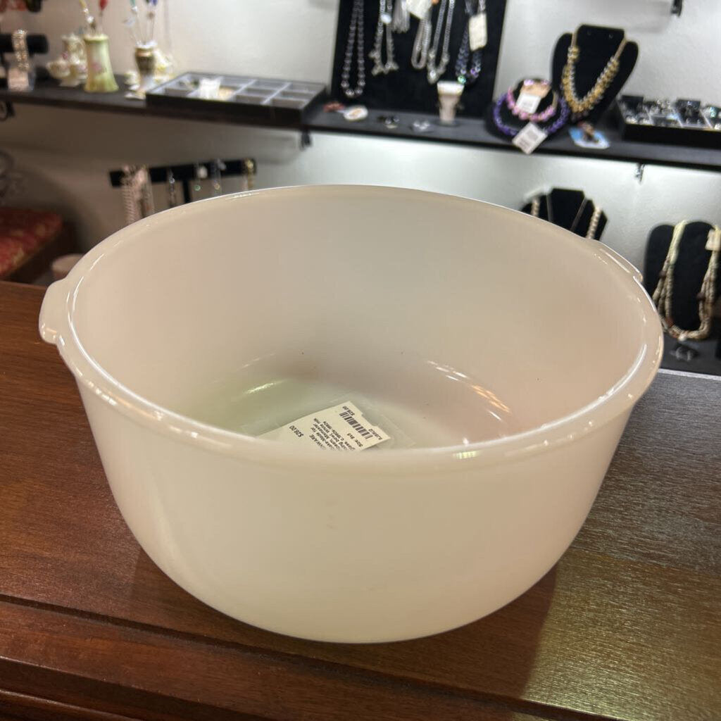 Glasbake-Made for Sunbeam, Mixmaster mixing bowl, White milk glass. c.1960s-1960s