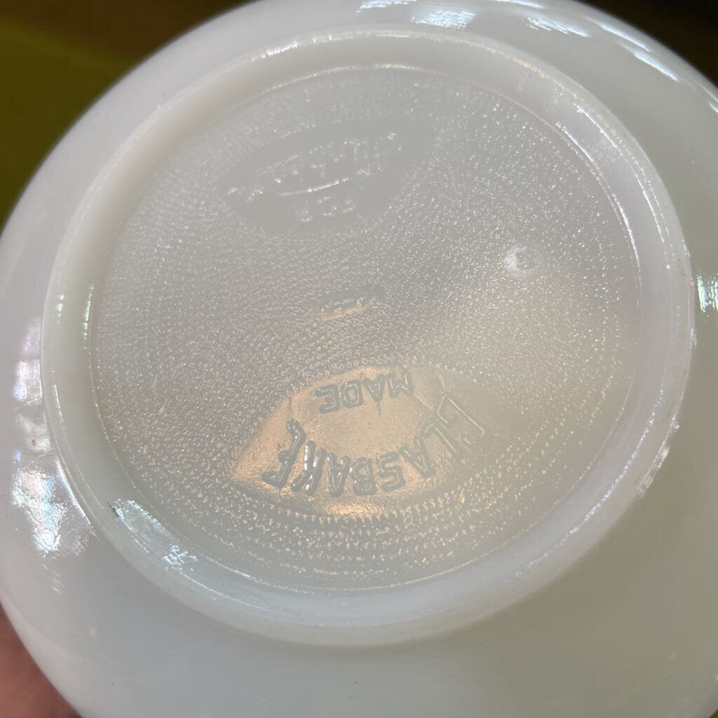 Glasbake-Made for Sunbeam, Mixmaster mixing bowl, White milk glass. c.1960s-1960s