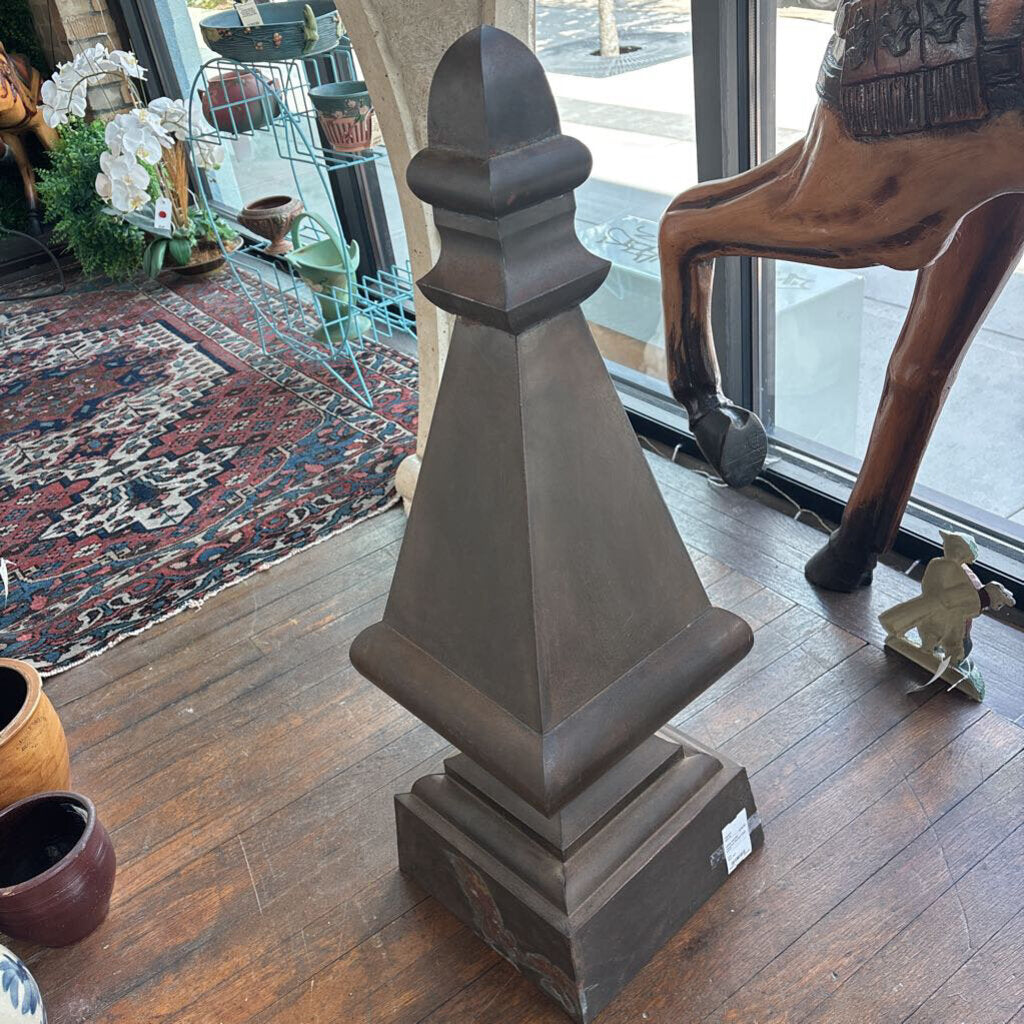 Toleware Garden Finial Decor